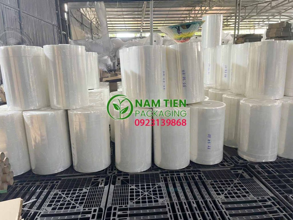 Công ty sản xuất màng PE quấn hàng 