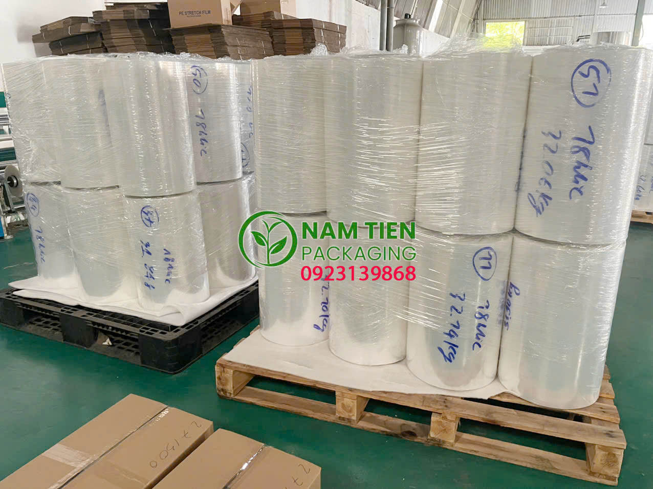 Màng PE quấn pallet giá sỉ 