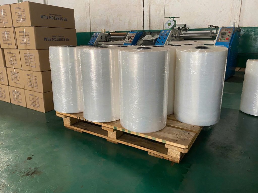 Màng PE quấn bảo vệ hàng 23mic tại HCM 